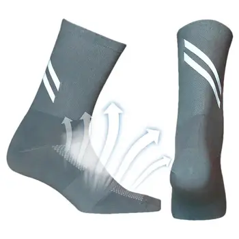 Високо отразяващи чорапи Еластични и удобни високо отразяващи спортни чорапи Влага Wicking ликра дишащи чорапи за бягане