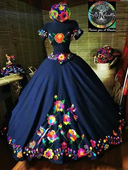Black Charro Quinceanera рокли топка рокля от рамото бродерия подпухнали мексикански сладки 16 рокли 15 Anos
