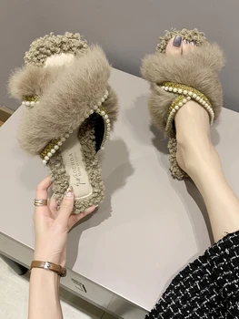 Дамски обувки Плюшени чехли за възрастни Зимни обувки Луксозни пързалки Ниски 2023 Fur Flat Designer Рим с кожа Основна гума