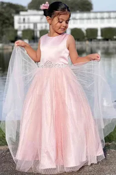 Цвете момиче рокля елегантен розов сатен тюл функции с екипажа врата мъниста колан и цип обратно за сватбено тържество рожден ден рокли