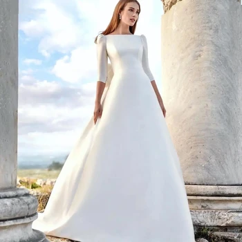 2024 Луксозен магазин Проста сатенена сватбена рокля за жени Thre четвърт ръкави A-линия без гръб цип булчинска рокля халат De Marié