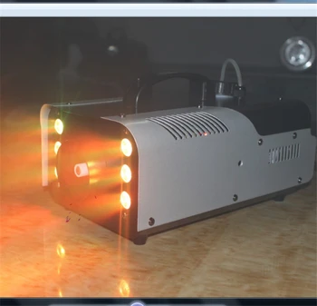 Висока мощност 900W RGB Безжично дистанционно управление мъгла машина DJ диско дим машина за парти плевене мъгла машина