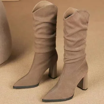 2023 Модни дамски обувки ръкав дамски ботуши есен заострени пръсти твърди средата тръба квадратен корен рицар ботуши Сапатос де Mujer